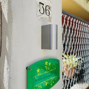  Frühstückspension Il Giardino Di Iole Via Giovanni Amendola N36